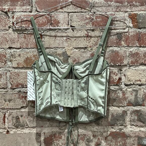 NEW Urban Outfitters Out From Under Amour Lace Lace-Up Corset Medium - Picture 6 of 6